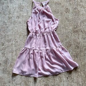 Pretty light pink flowy dress with halter top style neck.  Size M.